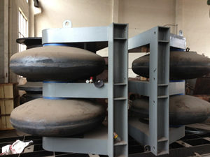 轉(zhuǎn)動(dòng)型橡膠護(hù)舷